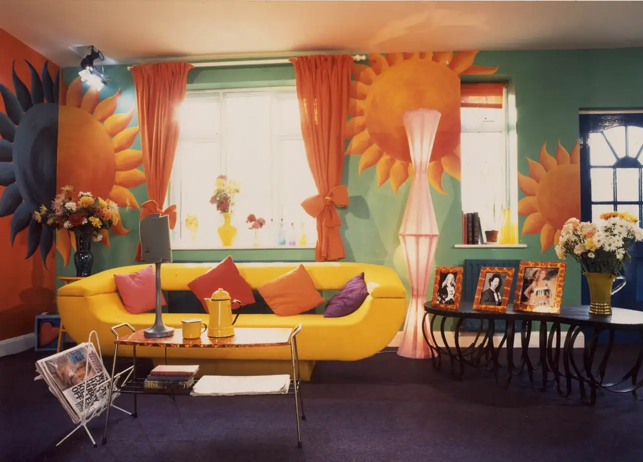 Big Breakfast - Original Living room - Second job in TV