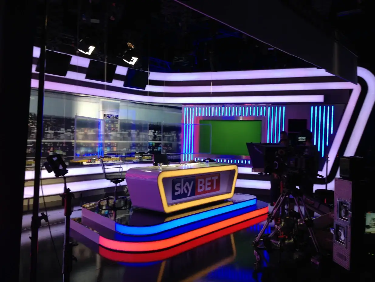 Sky Bet - Commercial for Sky TV